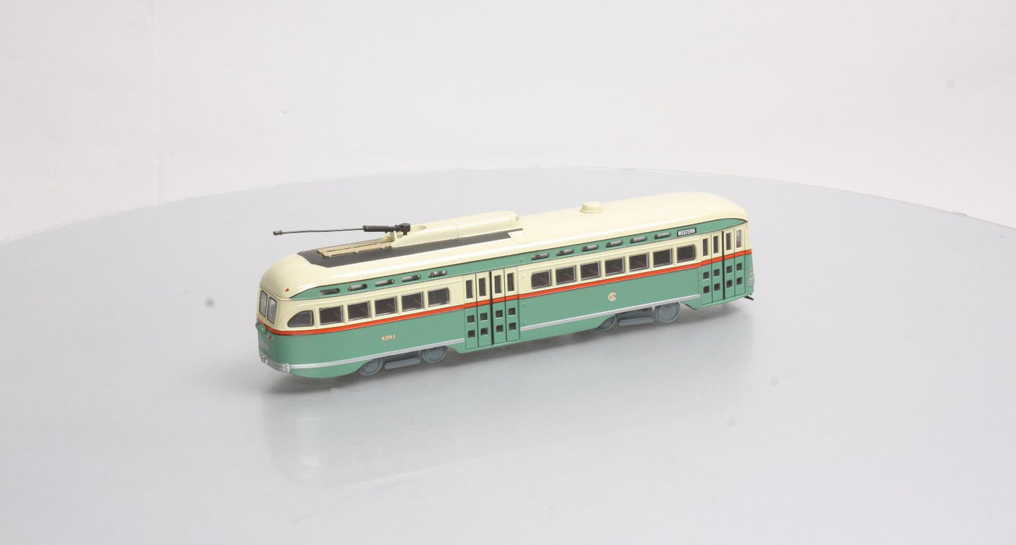 Corgi US55027 1:50 Chicago Surface Lines PCC Streetcar