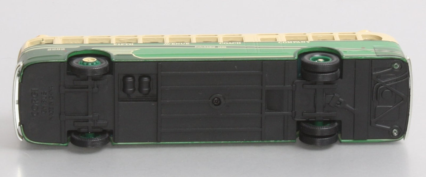 Corgi 98604 1:50 Fifth Avenue Coach Co. GM 4507 Bus # 2292