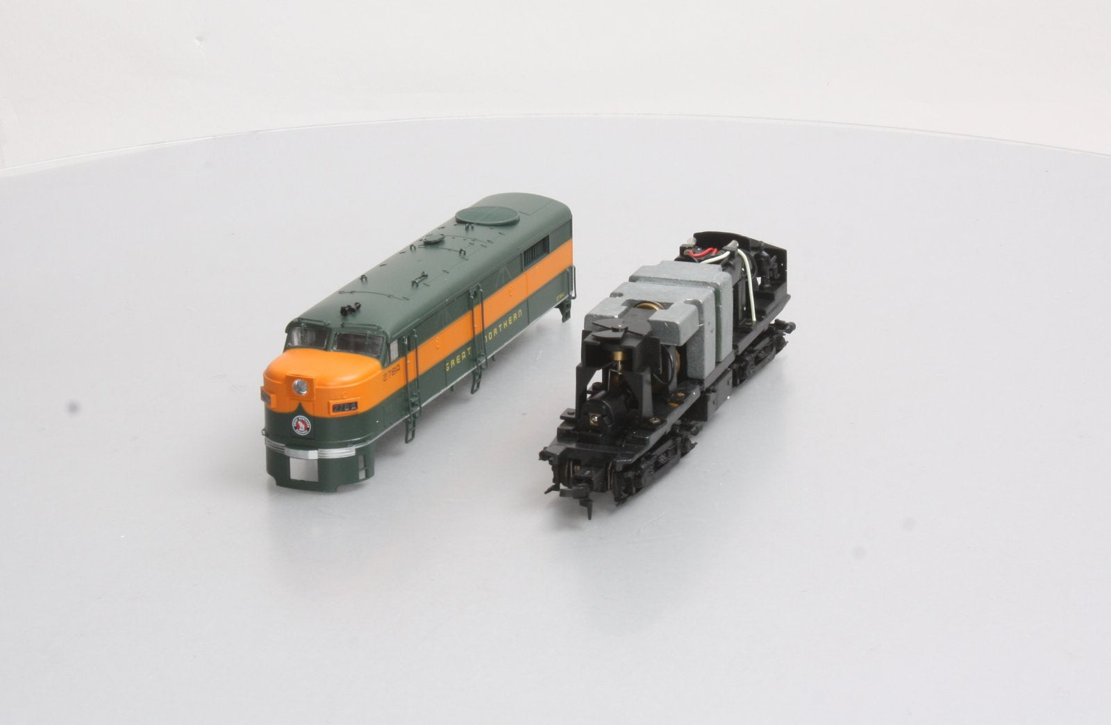 Proto 2000 8359 HO Scale Great Northern FA2 Diesel Locomotive #278A