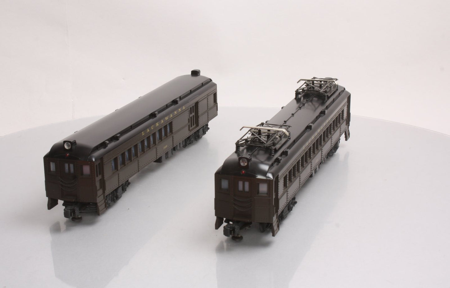Lionel 6-18305 O Gauge Lackawanna Non-Powered Multiple-Unit Commuter Car Set LN/Box