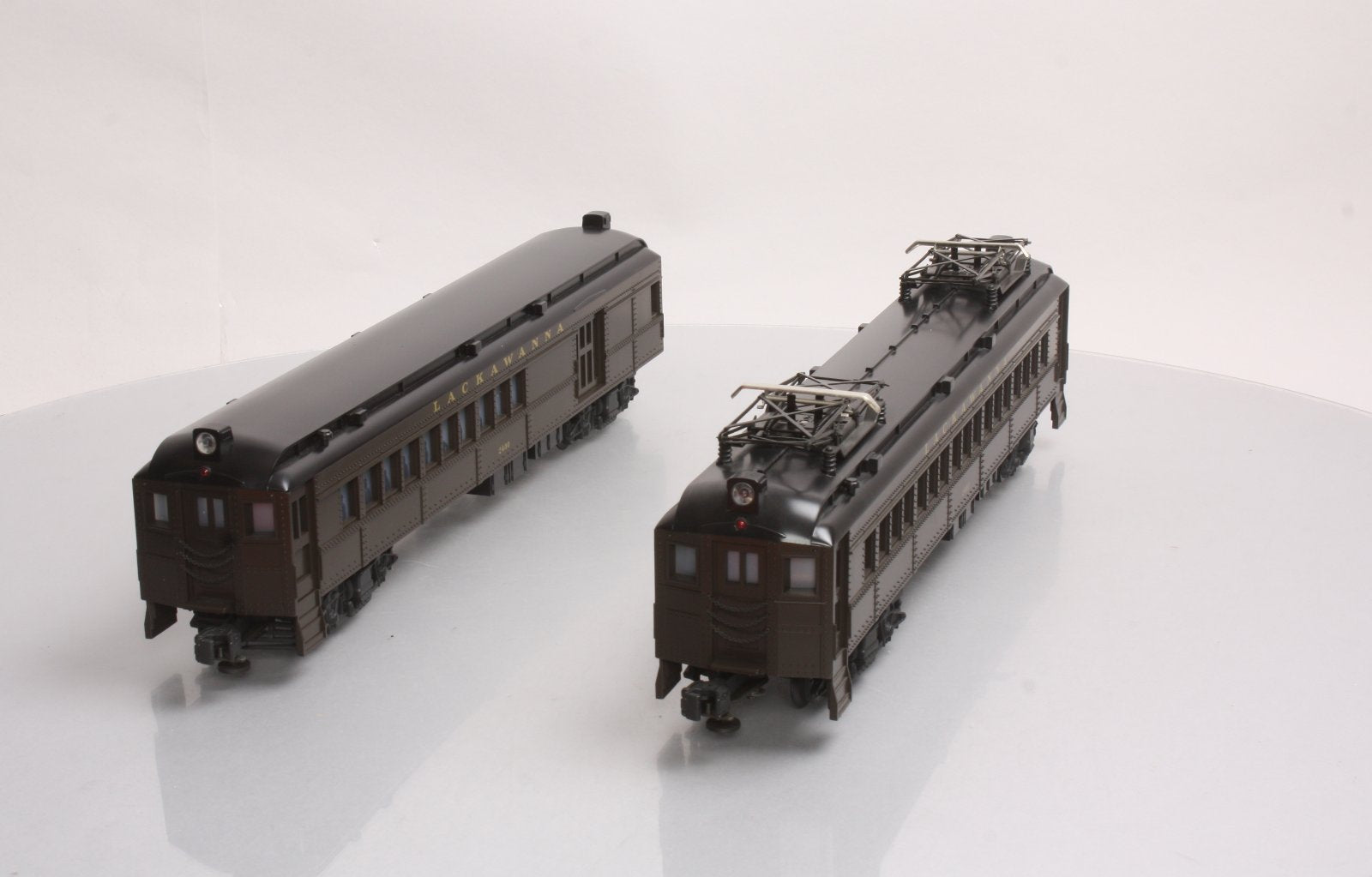 Lionel 6-18305 O Gauge Lackawanna Non-Powered Multiple-Unit Commuter Car Set LN/Box