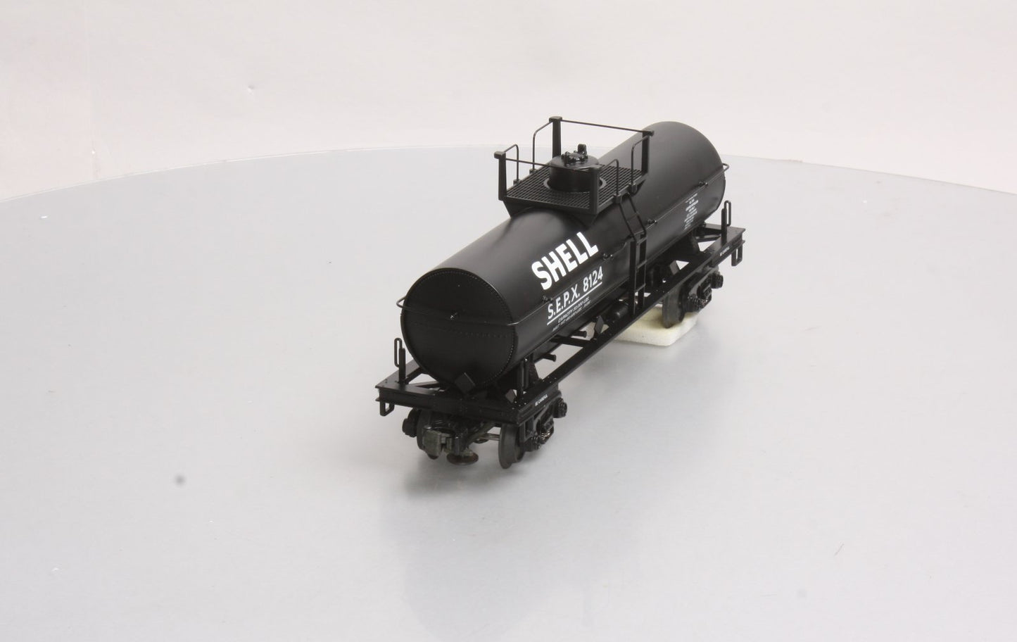 MTH 30-8101 O Gauge Shell Die-Cast Single Dome Tank Car #8124 NIB