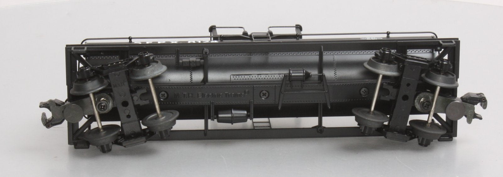 MTH 30-8101 O Gauge Shell Die-Cast Single Dome Tank Car #8124 NIB