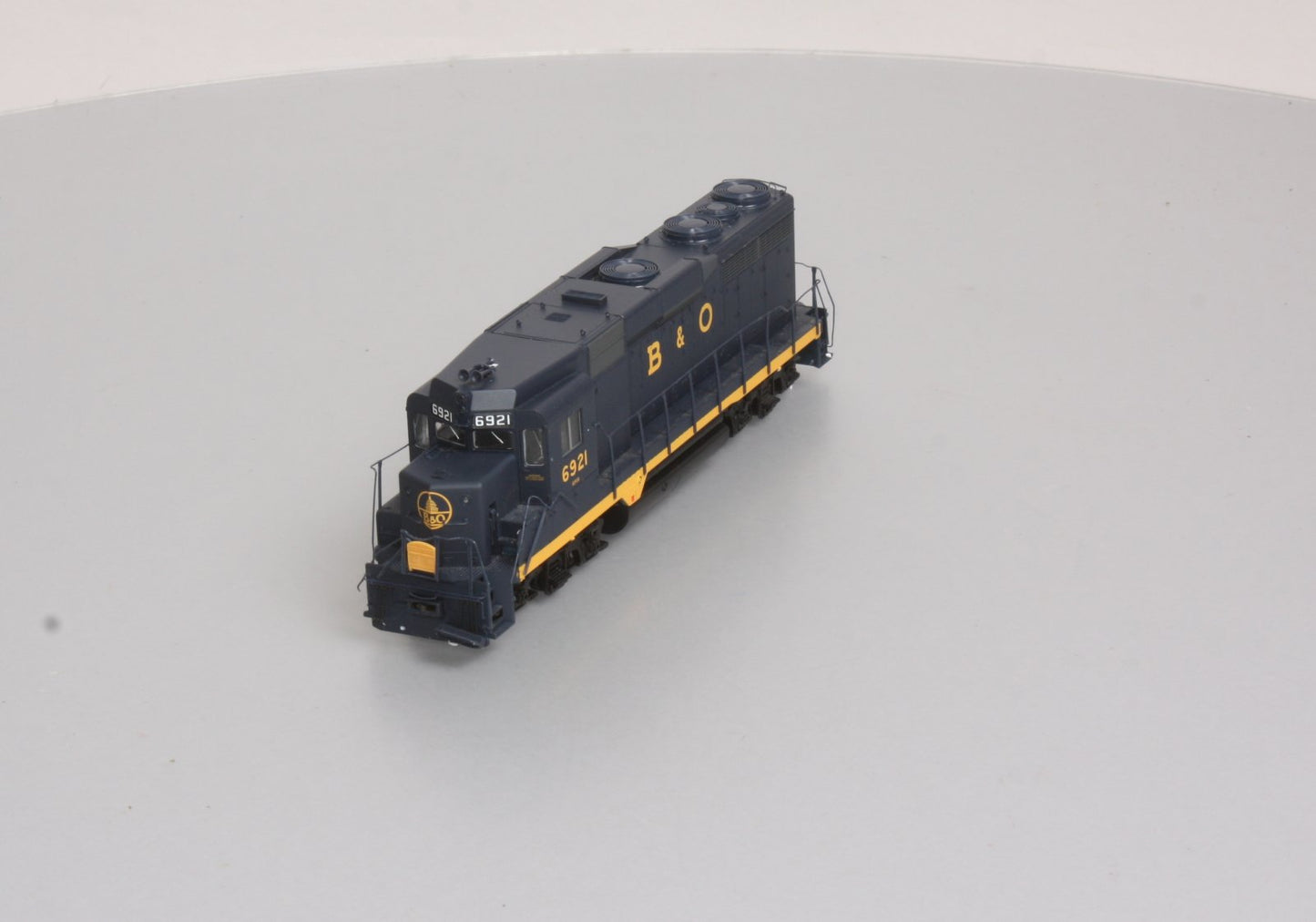 Proto 2000 21511 HO Baltimore & Ohio GP-30 Diesel Locomotive #6921