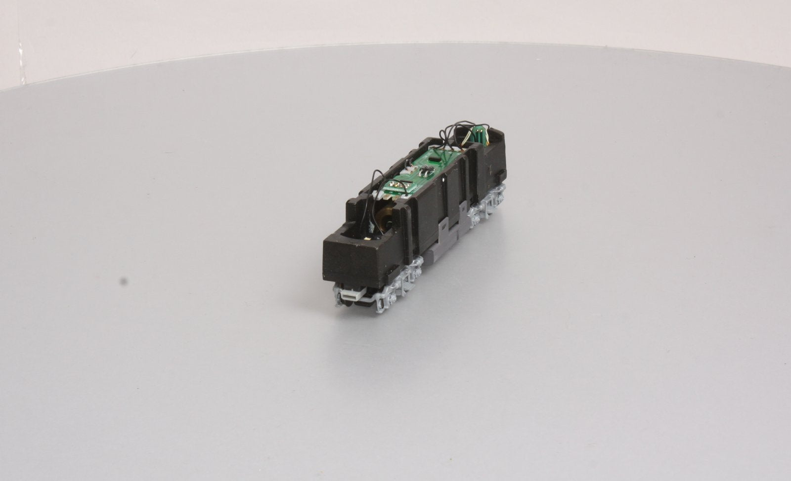 InterMountain 49998 HO Scale Regal Line A or B F-Unit Drive LN/Box