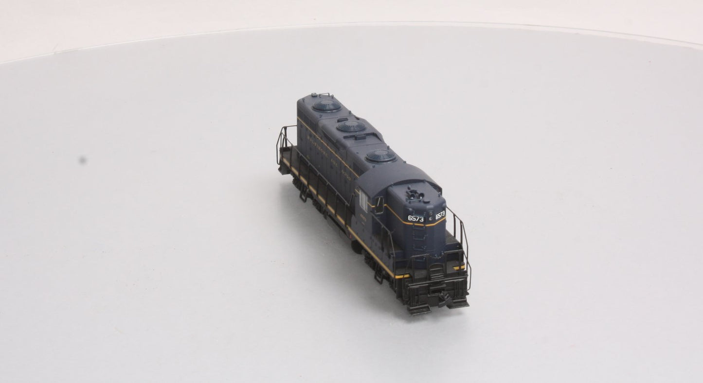 Proto 2000 21692 HO Scale Baltimore & Ohio Phase III GP9 Diesel Locomotive #6573