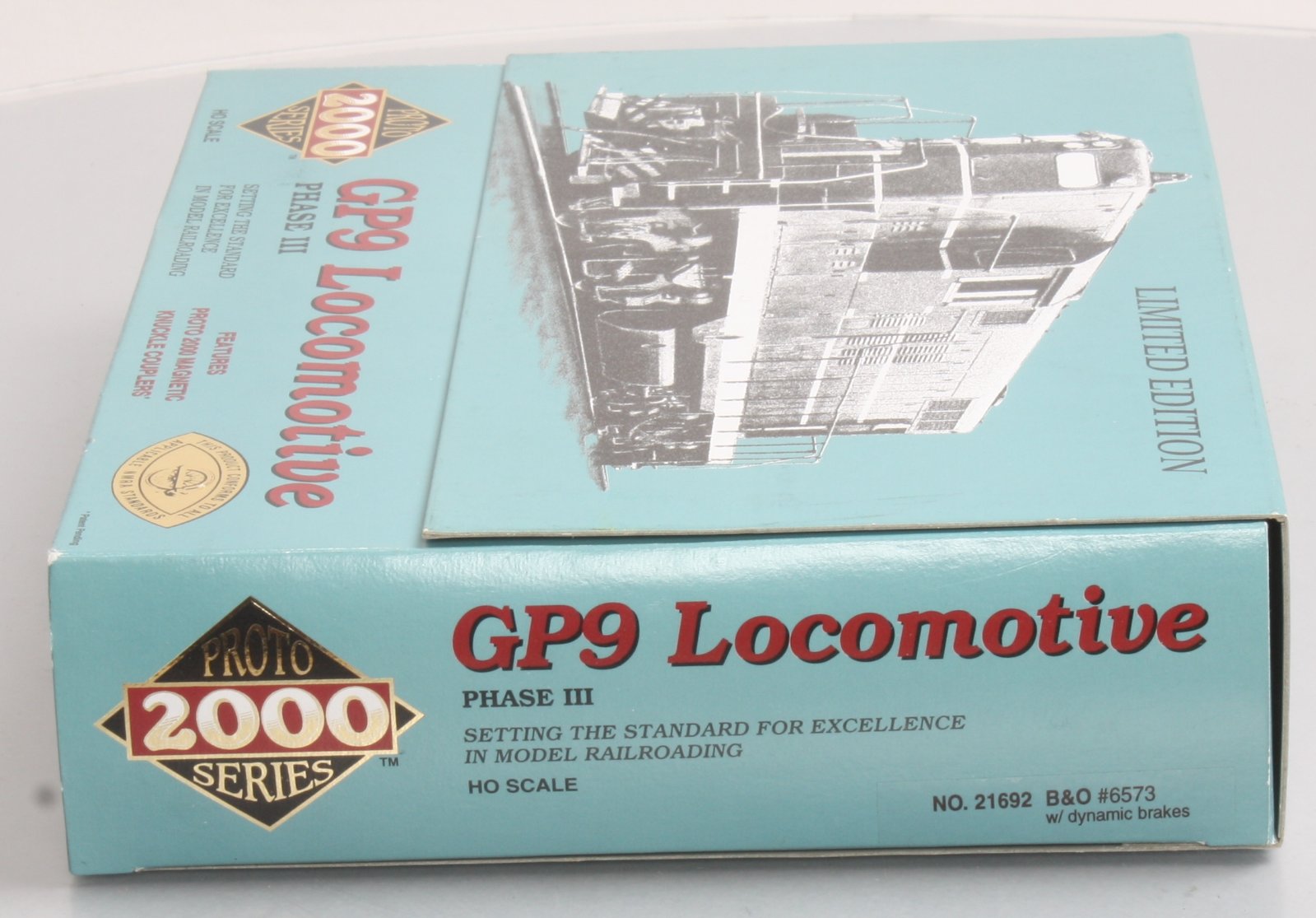 Proto 2000 21692 HO Scale Baltimore & Ohio Phase III GP9 Diesel Locomotive #6573