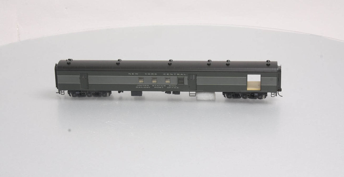 Walthers 932-9317 HO Scale NYC 20th Century Limited Baggage Mail Car LN/Box