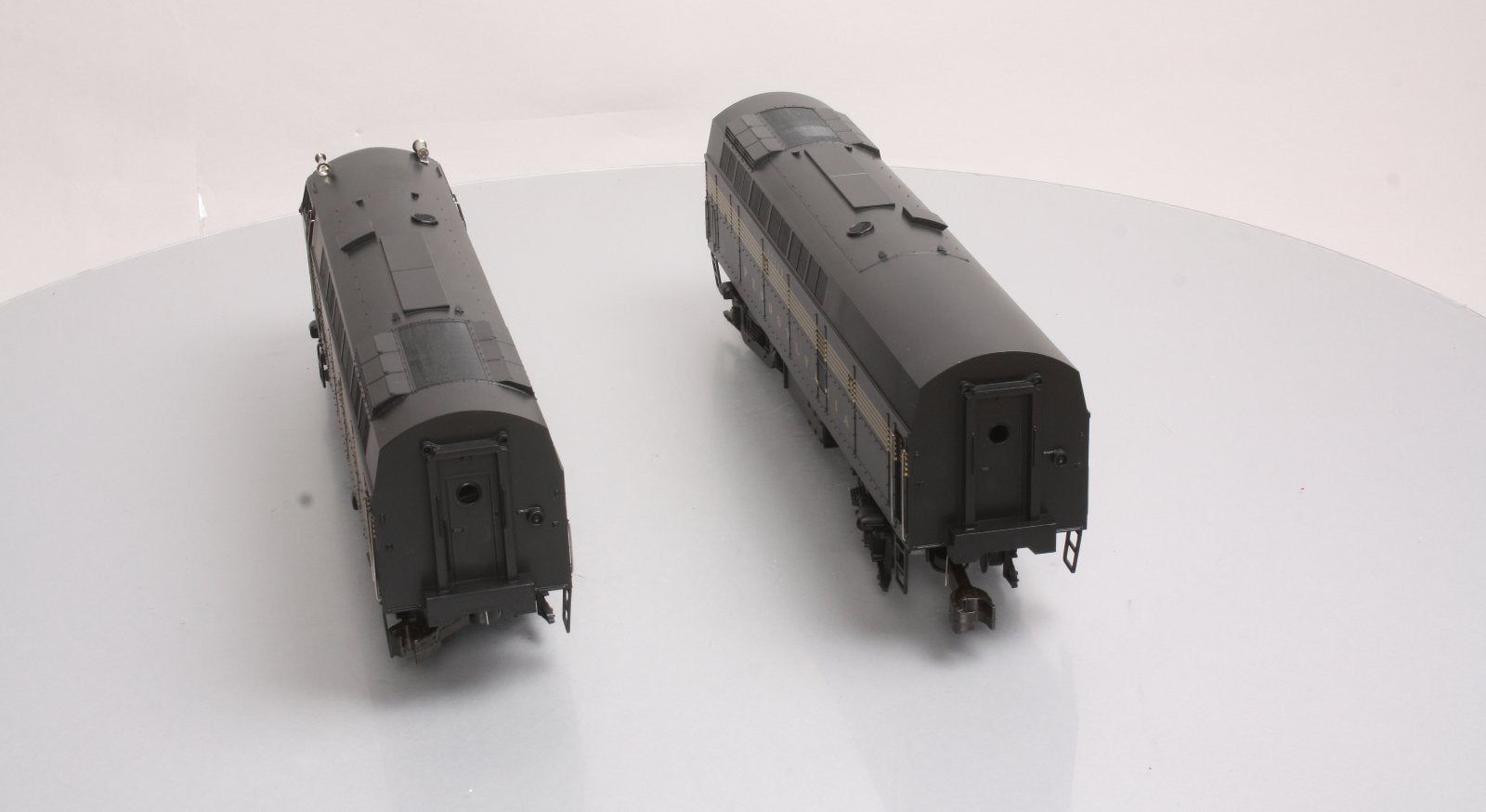 Weaver 2022 O PRR Baldwin Sharknose A/B Diesel Loco Set #2022/2022B -3 Rail LN/Box