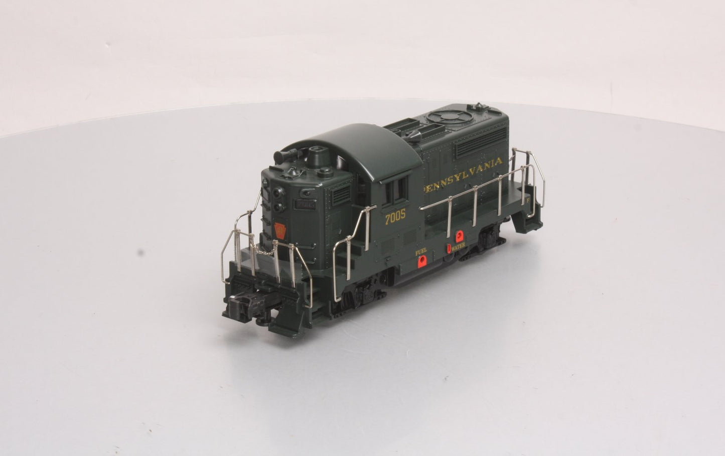 RMT 4153 O Gauge Pennsylvania GP Diesel Locomotive #7005 LN/Box