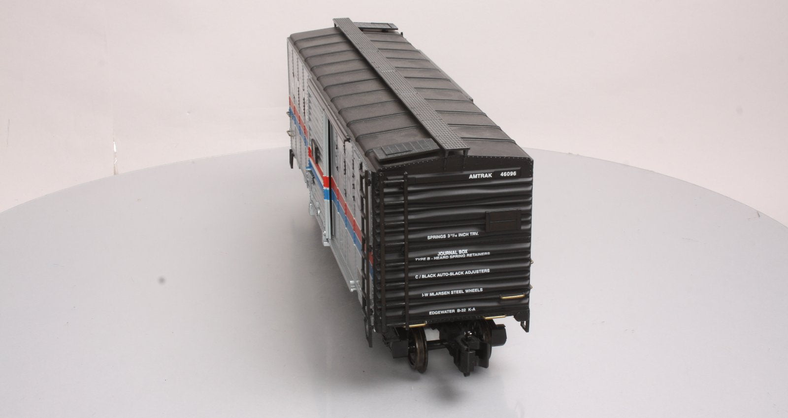 Aristo-Craft 46096 G Scale Amtrak Package & Express Steel Boxcar - Metal Wheels LN/Box
