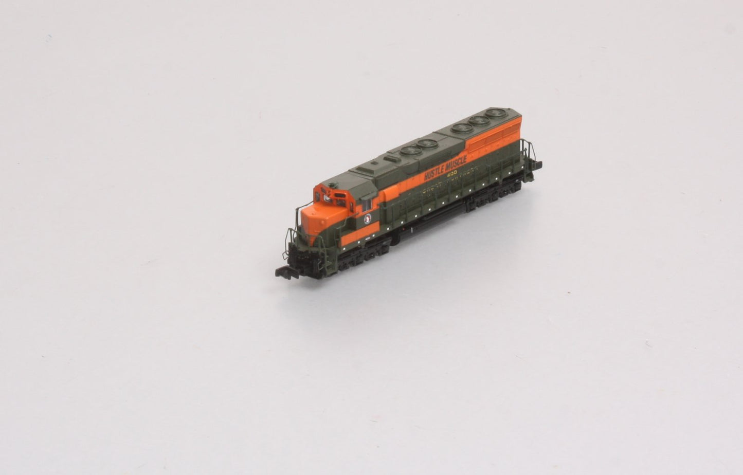 Spectrum 82752 N Great Northern "Hustle Muscle" GE EMD SD-45 Diesel Loco #400 LN/Box