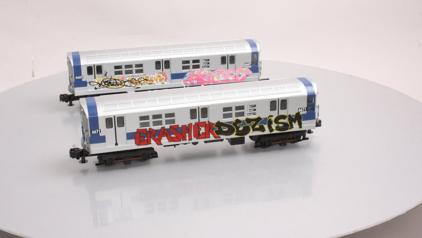 MTH 30-2391-3 O MTA - Graffiti R-17 Subway Add-On Non Powered Set (Set of 2) LN/Box