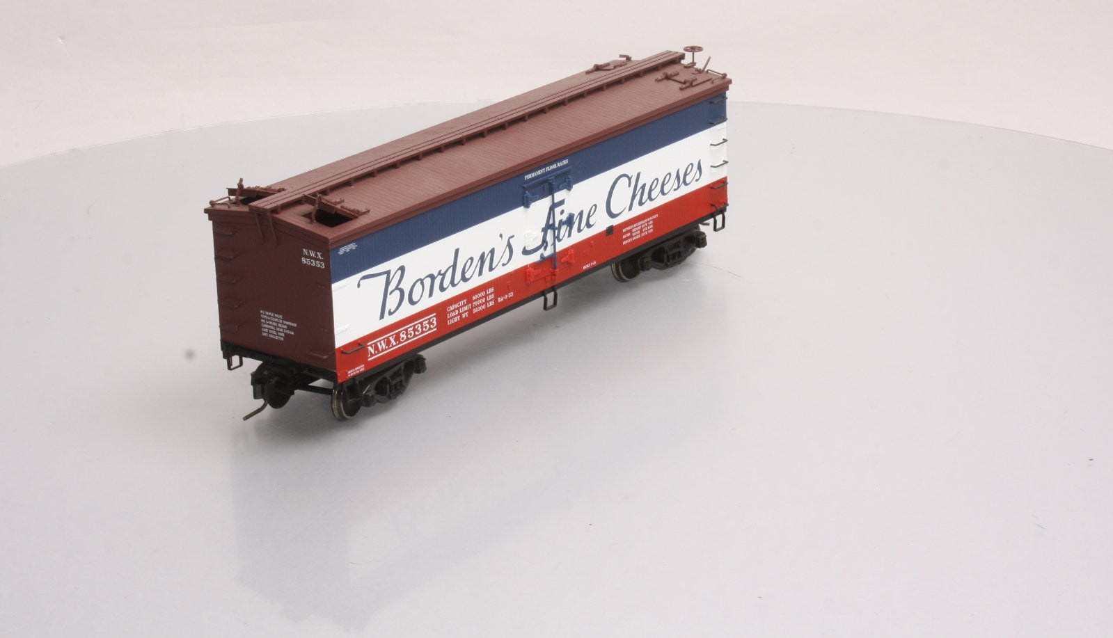 Atlas 7704-2 O Borden's Fine Cheese 40' Woodside Reefer Car #85353 (2-Rail) NIB