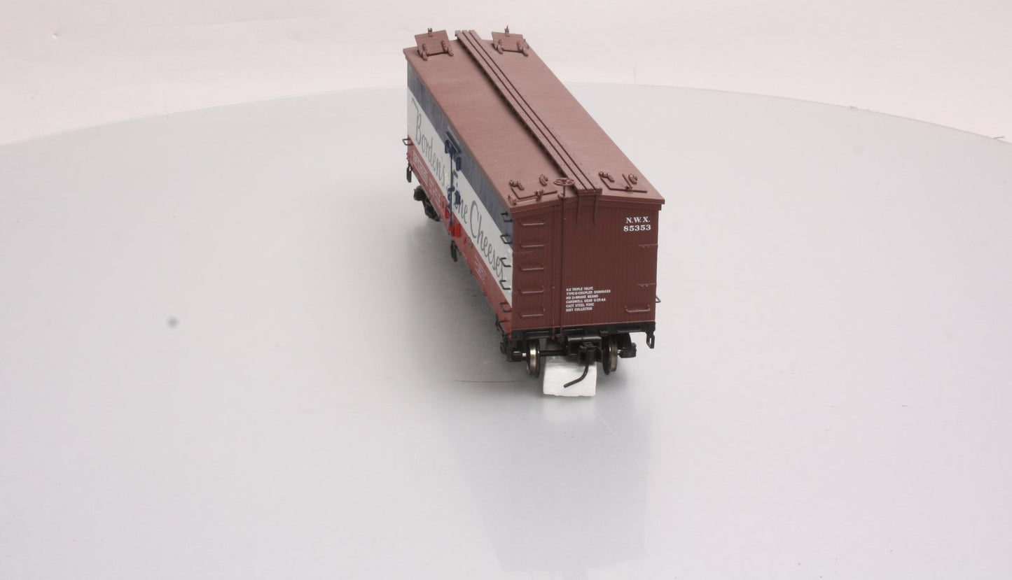Atlas 7704-2 O Borden's Fine Cheese 40' Woodside Reefer Car #85353 (2-Rail) NIB