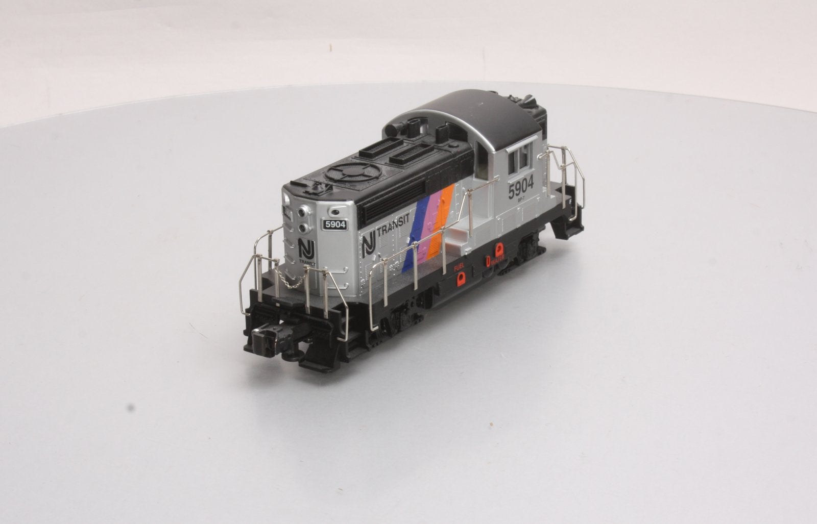 RMT 4752 O NJ Transit Powered Diesel Locomotive #5904 – Trainz