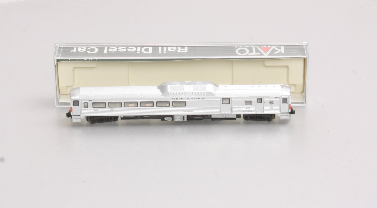 Kato 166-0203 N Scale New Haven Budd RDC-3 Baggage/RPO Car LN/Box
