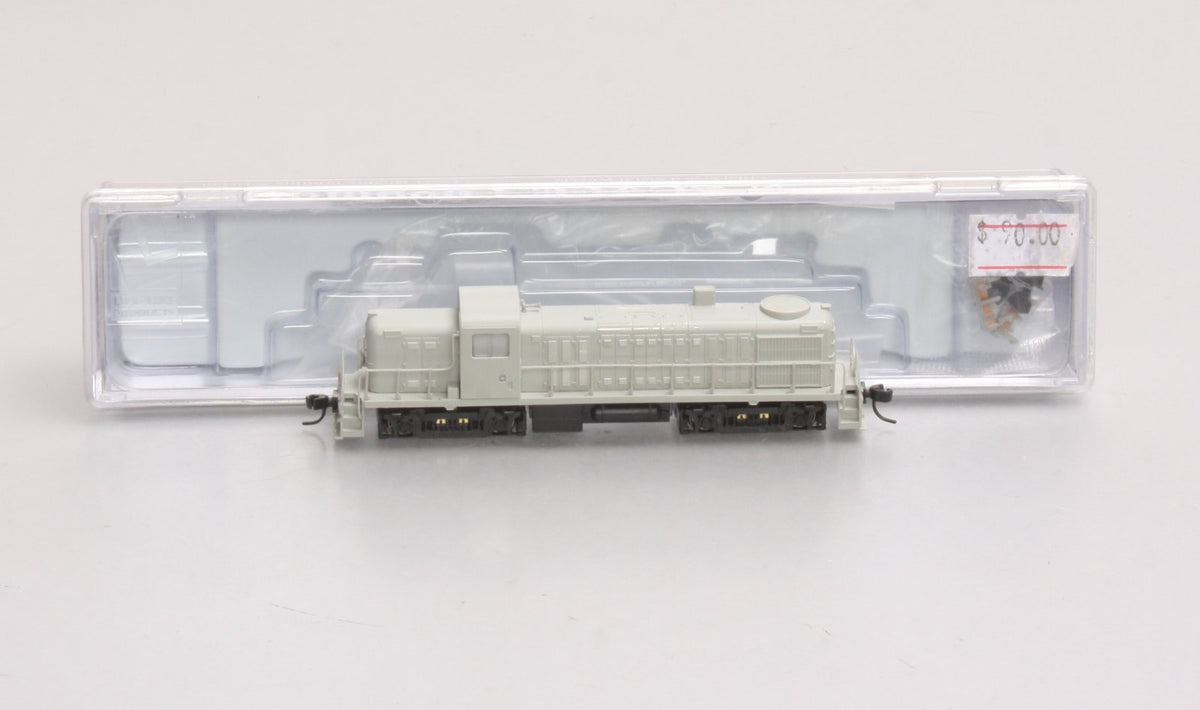 Walthers 920-80088 N RS2 Undecorated