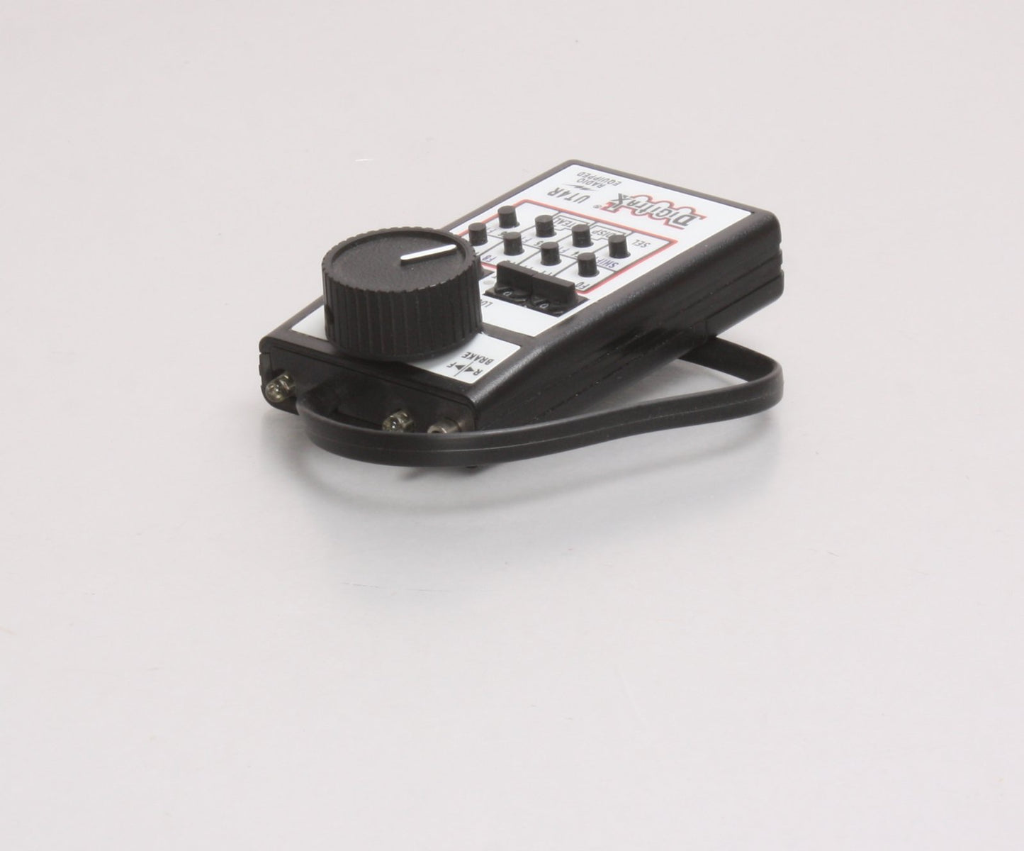 Digitrax UT4R Simplex Radio Equipped Utility Throttle w/ 4 Digit Addressing