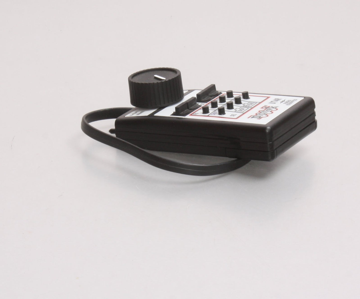 Digitrax UT4R Simplex Radio Equipped Utility Throttle w/ 4 Digit Addressing