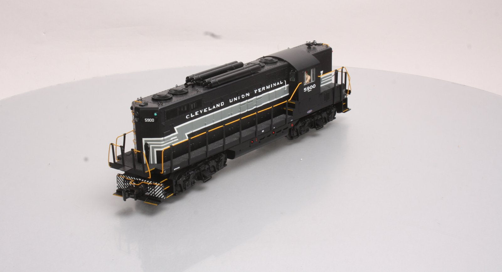 MTH 20-20247-1 Cleveland Union Terminal GP-9 Diesel Engine w/PS 3.0 #5900 LN/Box