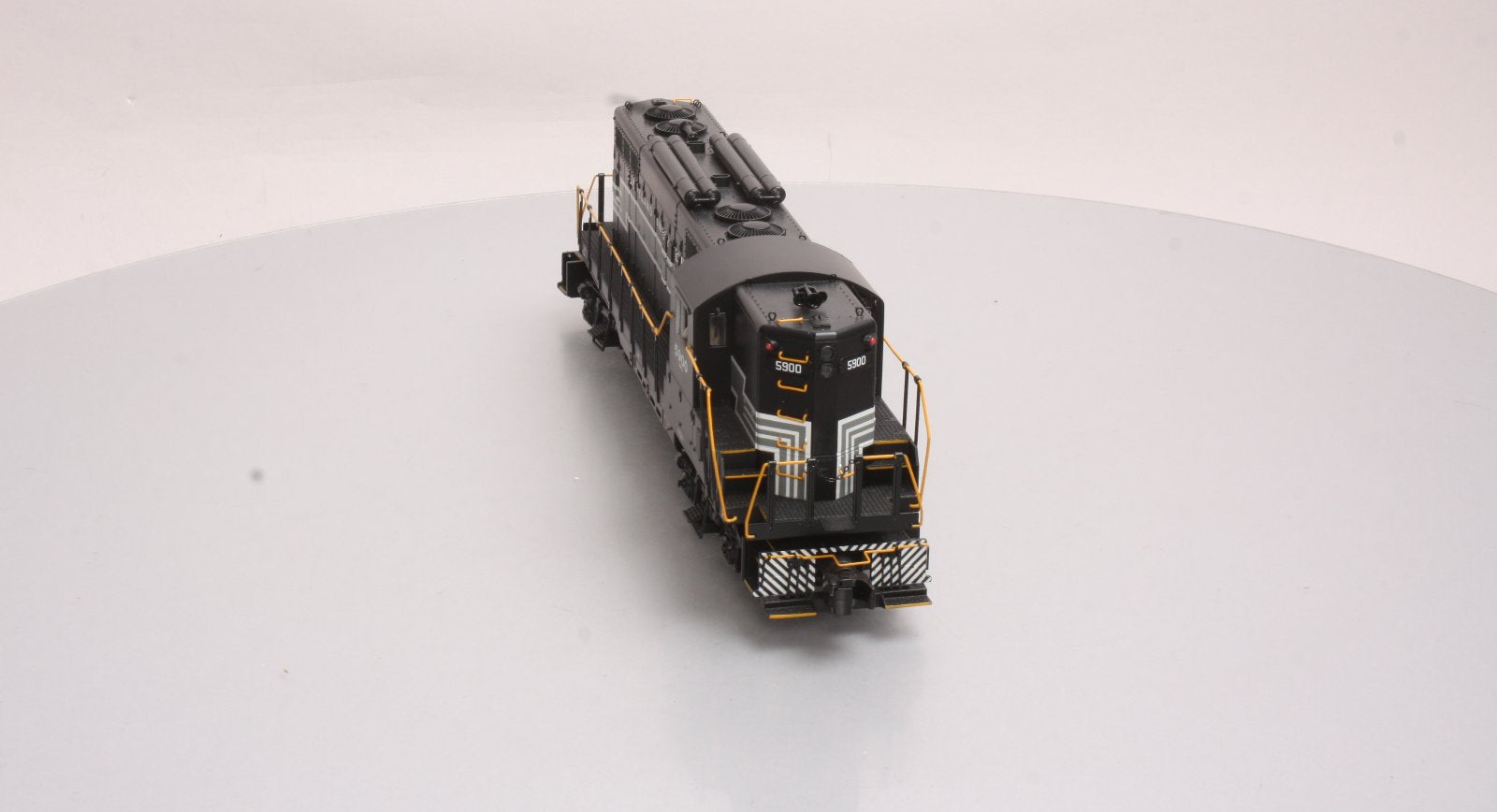 MTH 20-20247-1 Cleveland Union Terminal GP-9 Diesel Engine w/PS 3.0 #5900 LN/Box