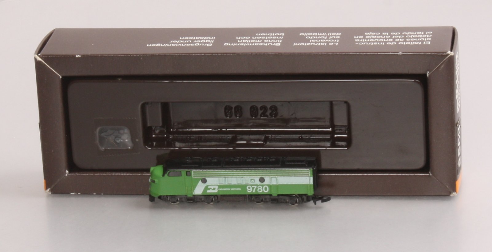 Marklin 8863 Z Scale Burlington Northern F7A Diesel Locomotive #9780 LN/Box