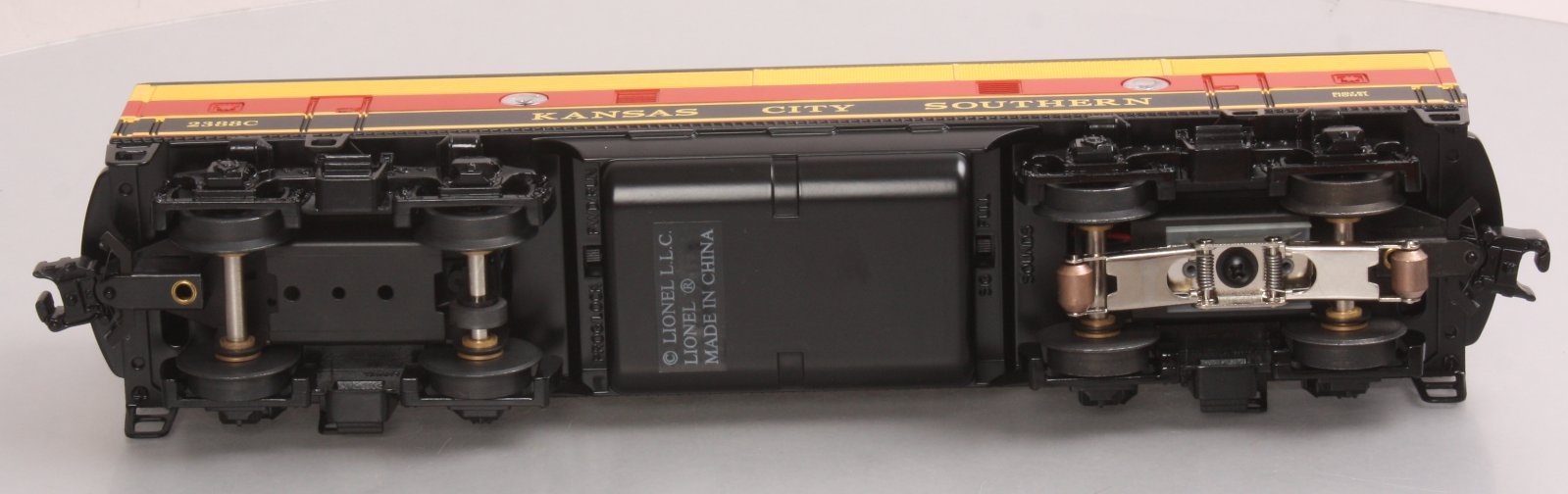 Lionel 6-14542 O Kansas City Southern F-3 B Unit Non-Powered Diesel Loco #2388C LN/Box