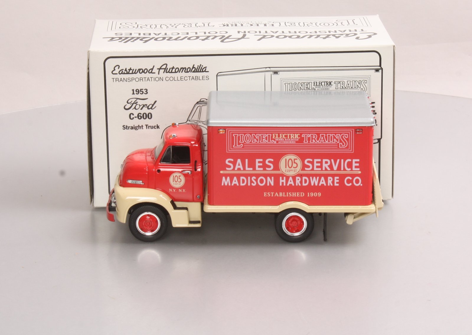 First Gear 19-1396 1:34 Lionel Electric Trains 1953 Ford C-600 Straight Truck
