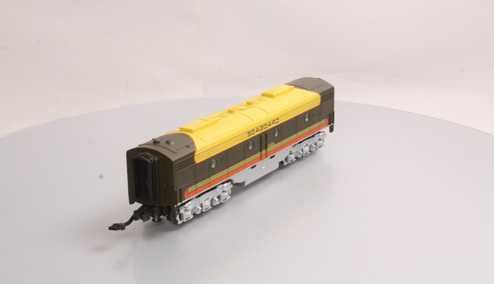 MTH 30-2181-3 O Seaboard EMD E-8 B Unit Non-Powered Diesel Engine #3106 LN/Box