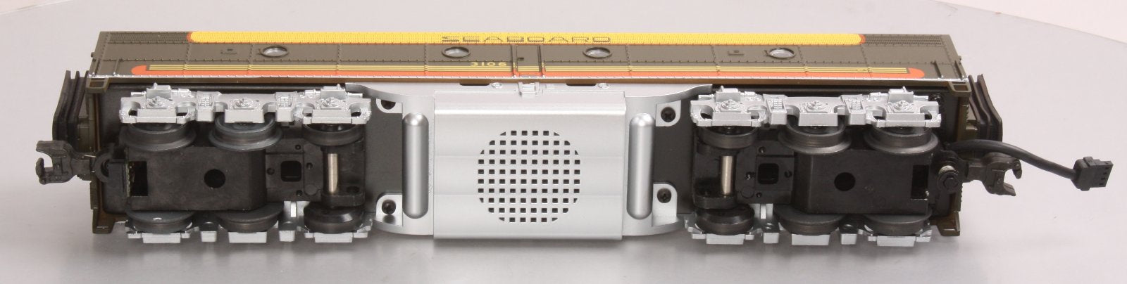 MTH 30-2181-3 O Seaboard EMD E-8 B Unit Non-Powered Diesel Engine #3106 LN/Box