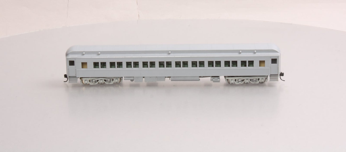 Walthers 932-10100 HO Scale Heavyweight Paired Window Coach Undecorated LN/Box