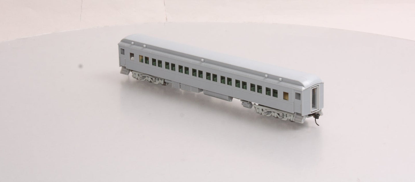 Walthers 932-10100 HO Scale Heavyweight Paired Window Coach Undecorated LN/Box