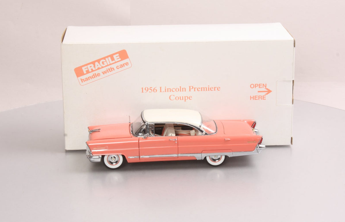 Danbury Mint 1956 1:24 1956 Lincoln Premiere Coupe in Island Coral