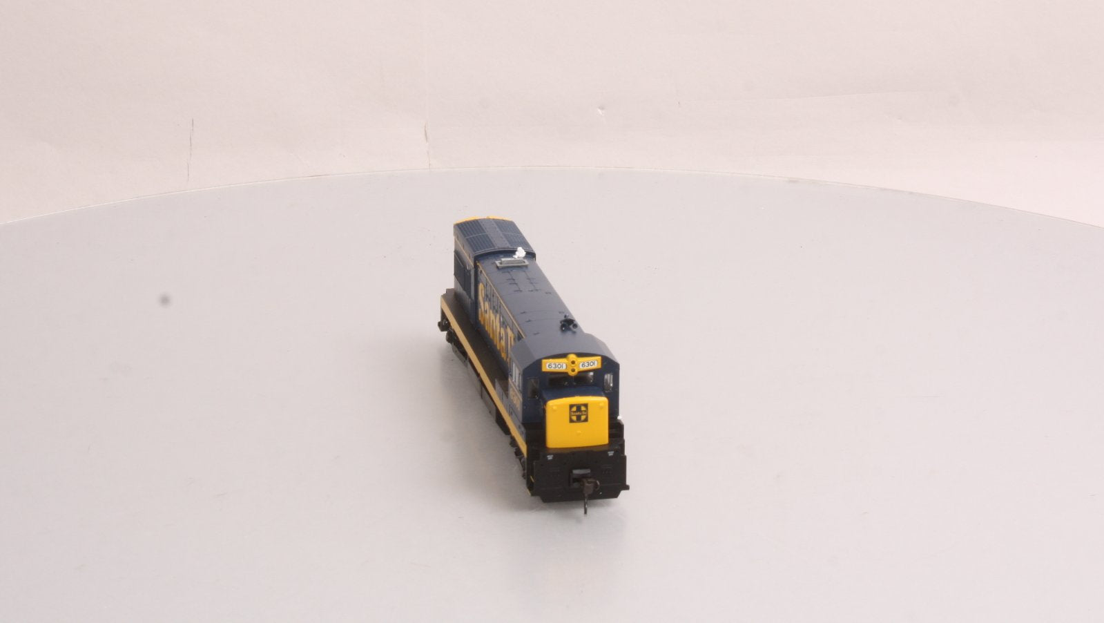 Atlas 8652 HO Scale Santa Fe Diesel Locomotive #6301 LN/Box