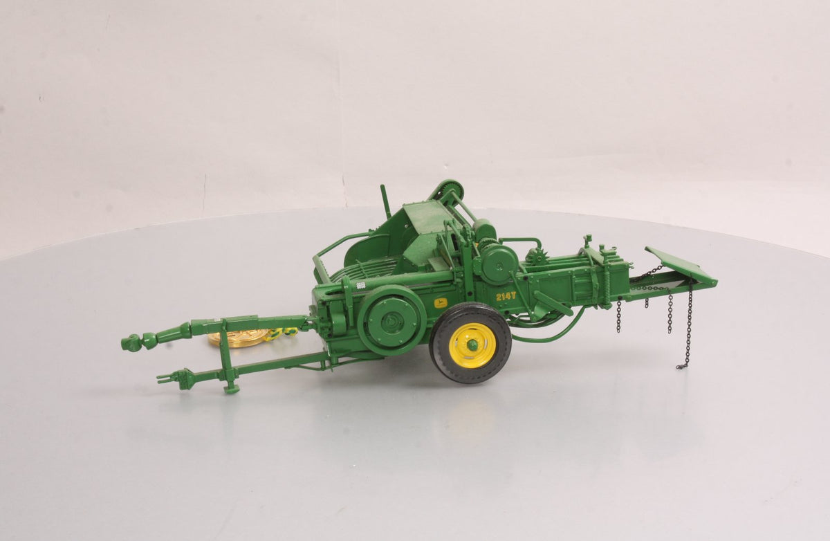Ertl 5770 1:16 John Deere 214-T Twine-Tie Baler NIB