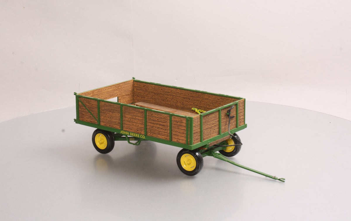Ertl 15133 1:16 John Deere Barge Wagon LN/Box