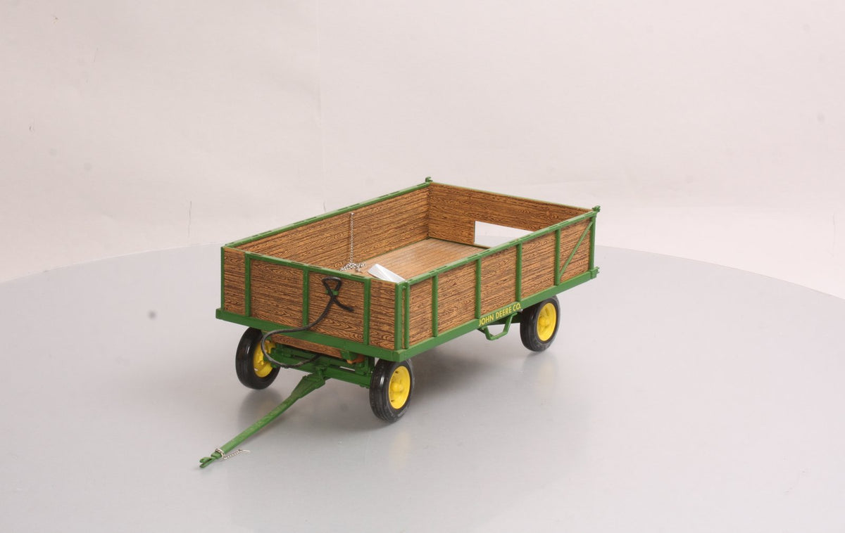 Ertl 15133 1:16 John Deere Barge Wagon LN/Box