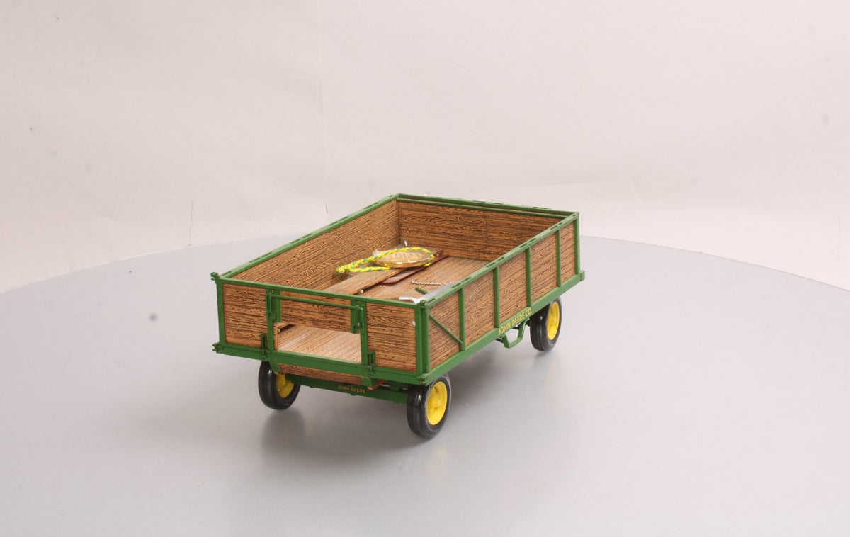 Ertl 15133 1:16 John Deere Barge Wagon LN/Box