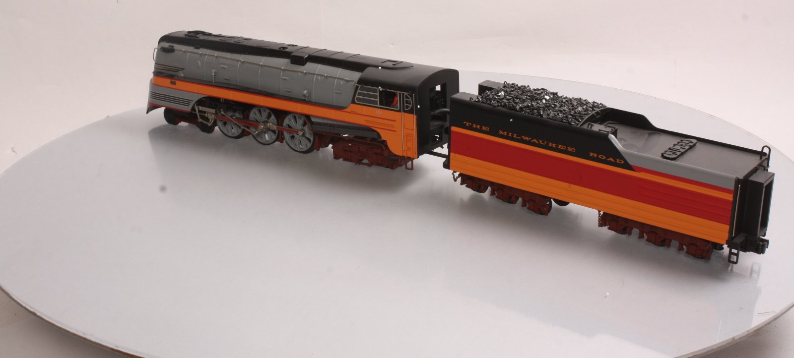MTH 20-3096-1 O Milwaukee Road 4-6-4 Steam Locomotive & Tender w/PS2 #101 LN/Box