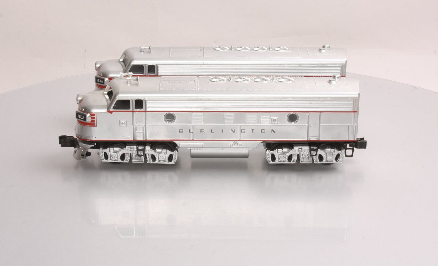 Williams 20704 O Gauge CB&Q F7 A-A Powered & Dummy Diesel Locomotive Set