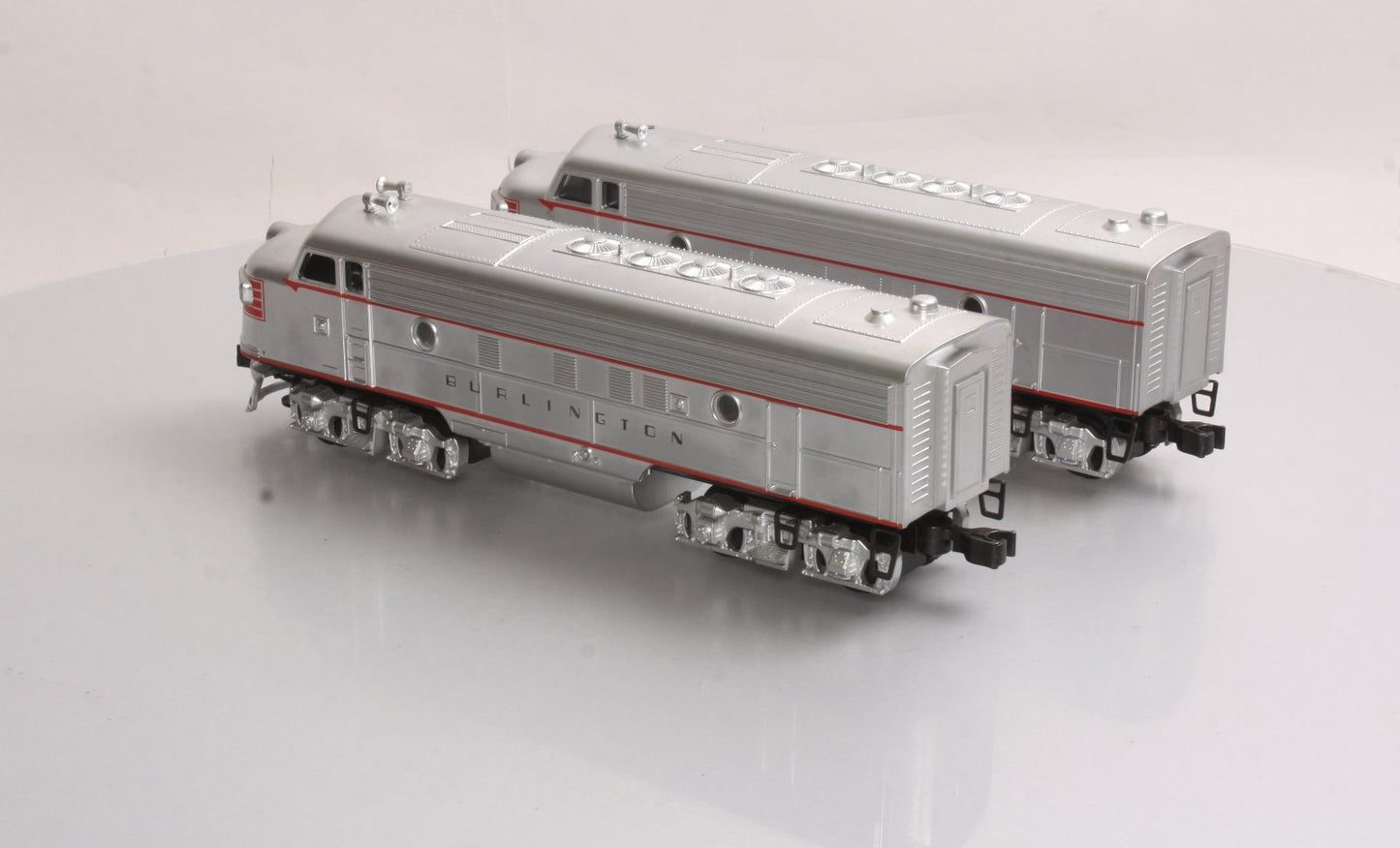 Williams 20704 O Gauge CB&Q F7 A-A Powered & Dummy Diesel Locomotive Set