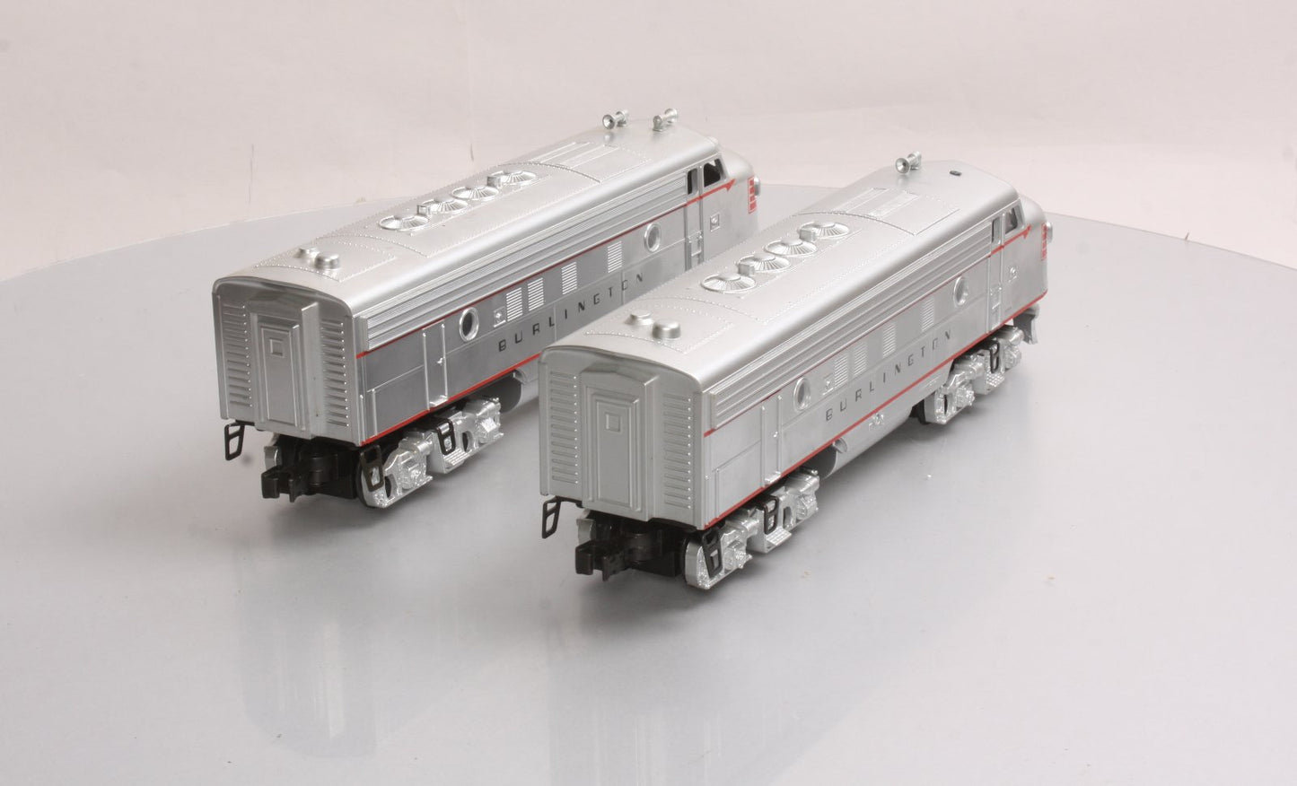 Williams 20704 O Gauge CB&Q F7 A-A Powered & Dummy Diesel Locomotive Set