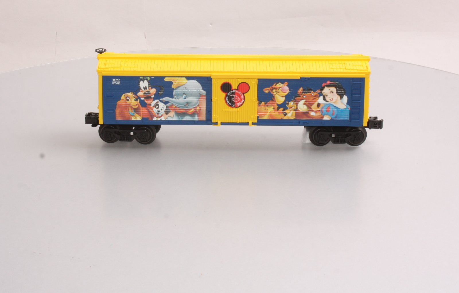 Lionel 6-36747 O World of Disney Reefer LN/Box
