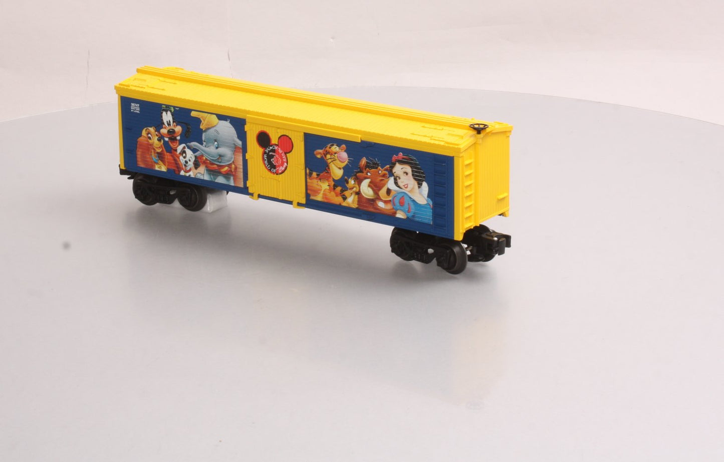 Lionel 6-36747 O World of Disney Reefer LN/Box