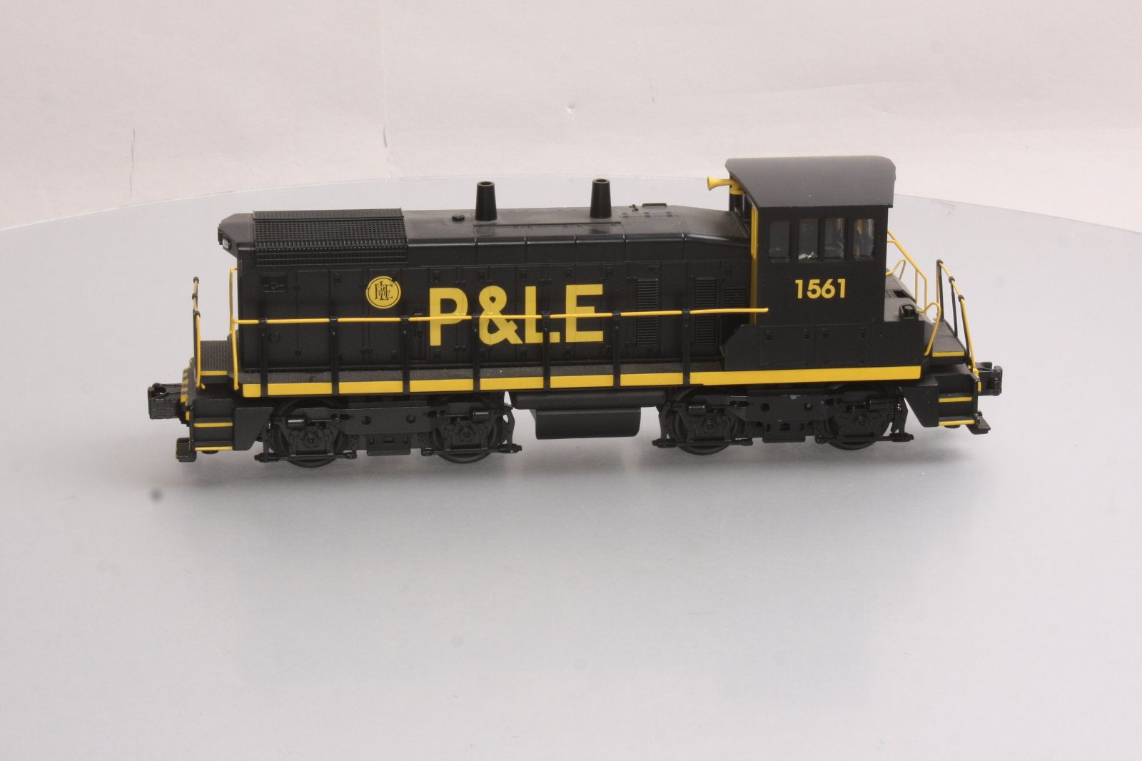 MTH 30-2375-1 P&LE SW-1500 Diesel Switcher w/PS2 #1561 EX