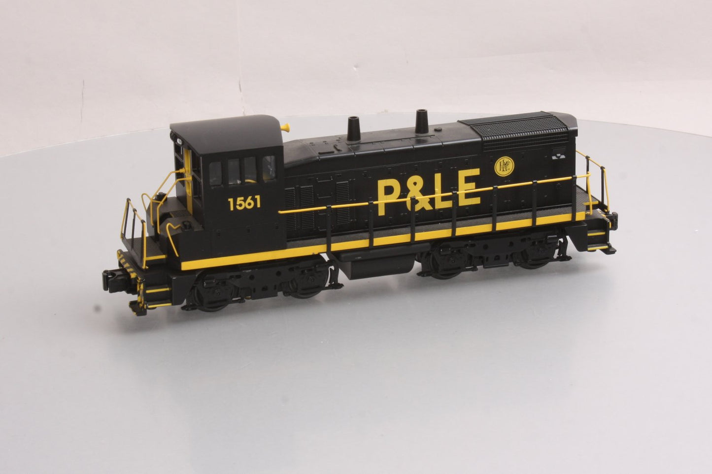 MTH 30-2375-1 P&LE SW-1500 Diesel Switcher w/PS2 #1561 EX