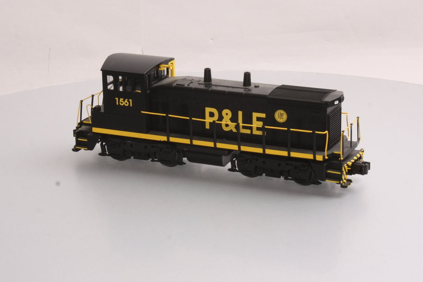 MTH 30-2375-1 P&LE SW-1500 Diesel Switcher w/PS2 #1561 EX