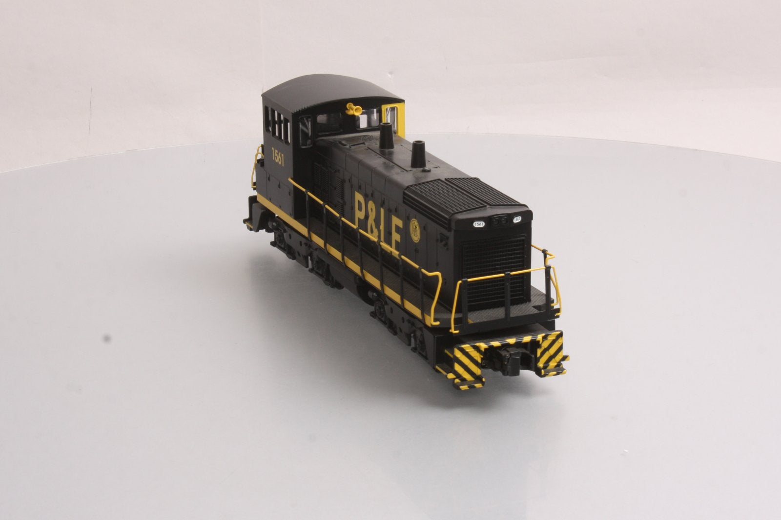 MTH 30-2375-1 P&LE SW-1500 Diesel Switcher w/PS2 #1561 EX