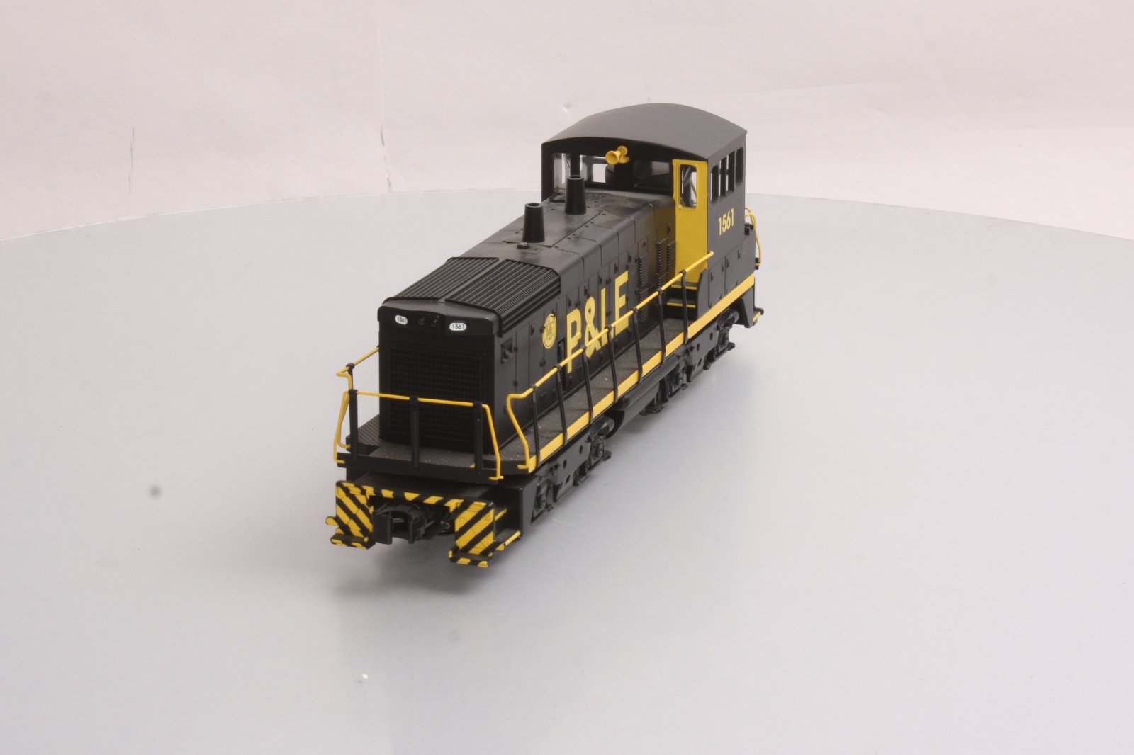 MTH 30-2375-1 P&LE SW-1500 Diesel Switcher w/PS2 #1561 EX